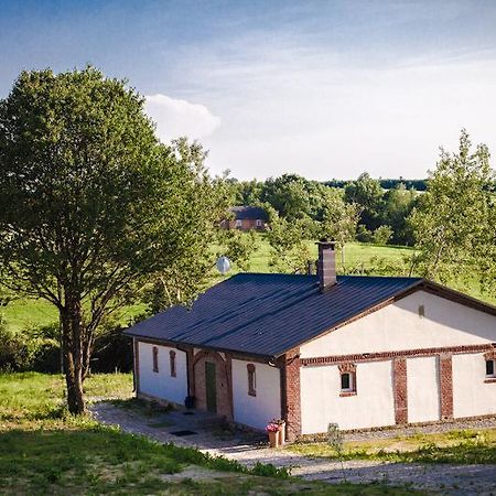 Wierzchowiska Folwark Bed & Breakfast エクステリア 写真